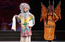 Cena tradizionale + Spettacolo di opera di Pechino