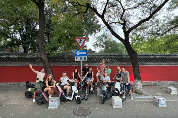 Tour in scooter o bicicletta elettrica a Pechino